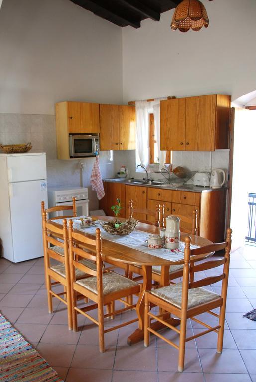 דירות קאלאבסוס Kontoyiannis House מראה חיצוני תמונה