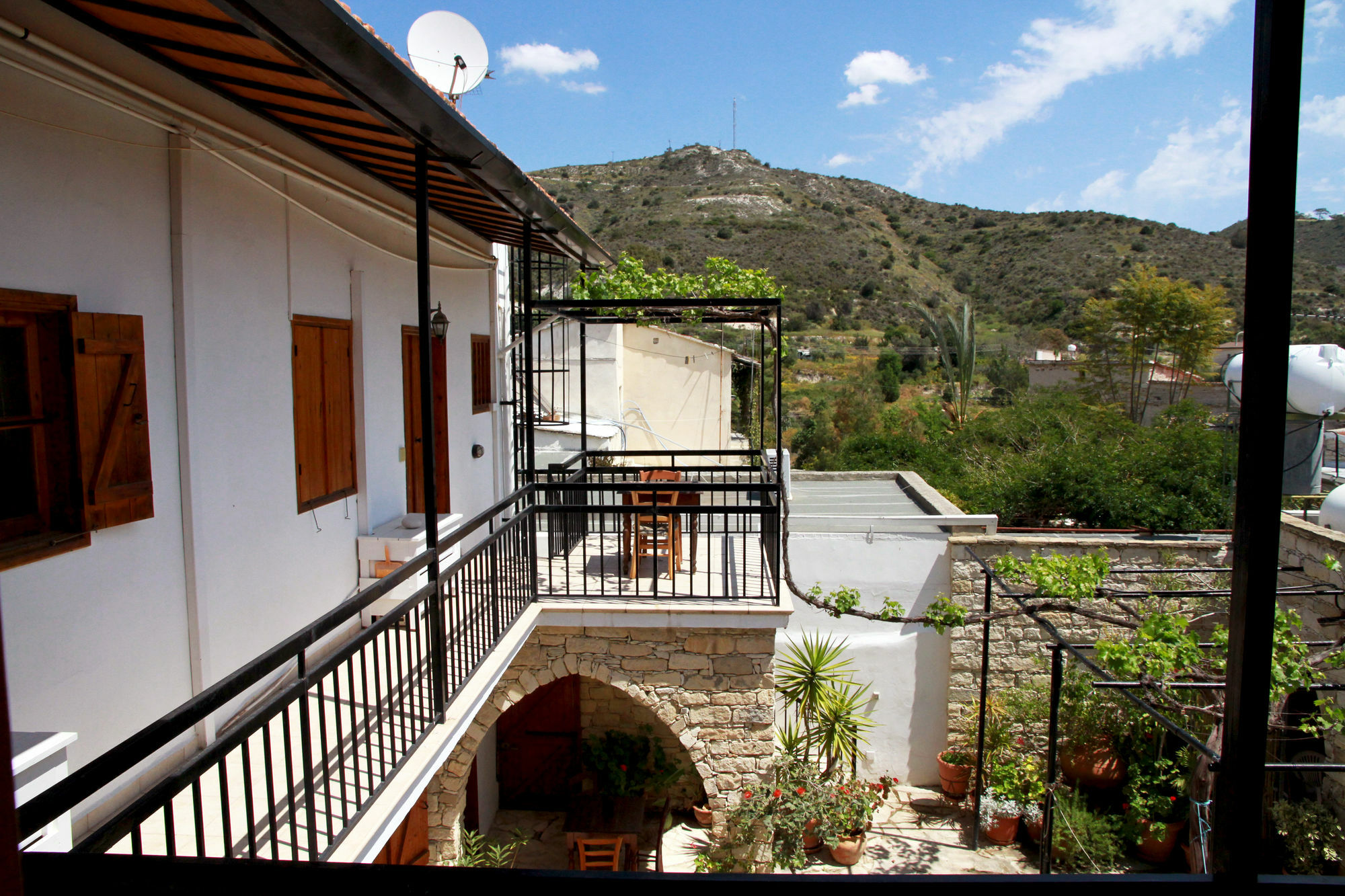 דירות קאלאבסוס Kontoyiannis House מראה חיצוני תמונה